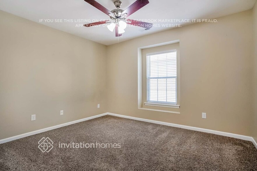 Building Photo - 2936 Roundleaf Ct