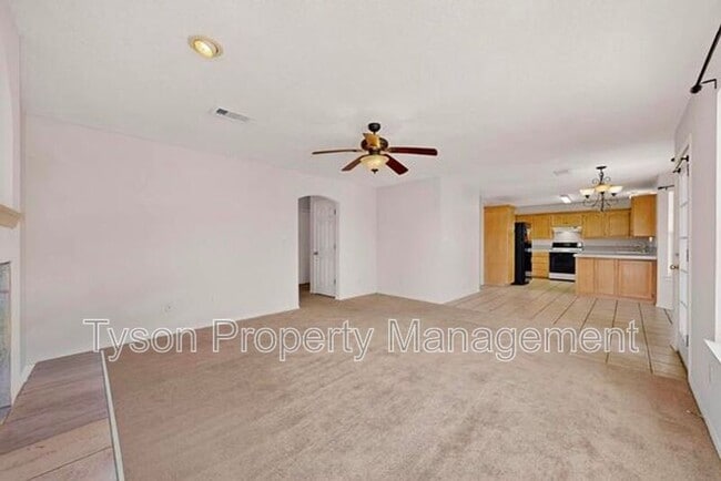 Building Photo - 10409 Cedar Springs Dr NW