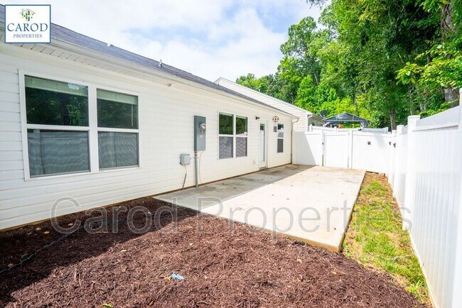 Building Photo - 1229 Amberlight Circle