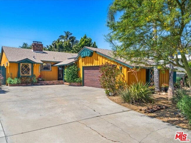 Building Photo - 14552 Hesby St