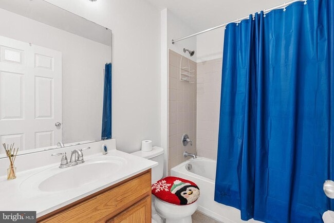 Building Photo - 406 Arnold Dr