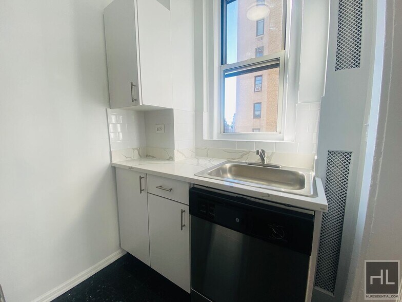 Building Photo - WEST 86 STREET