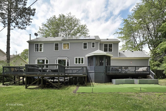 Building Photo - 155 Salford Dr