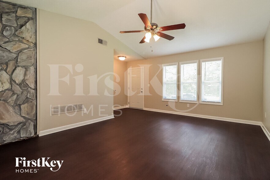 Building Photo - 3247 Palomino Dr