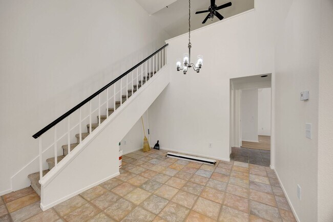 Building Photo - 16540 Graystone Dr. #126