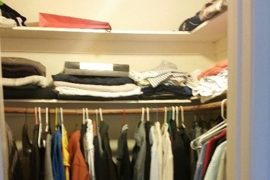 master room - walk-in closet - 11052 Lower Azusa Rd