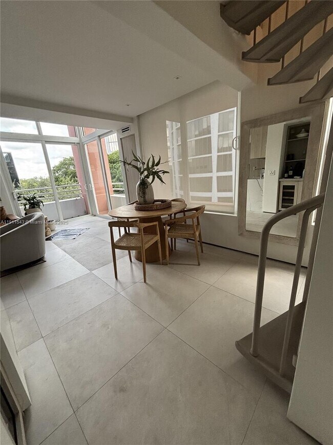 Building Photo - 2801 Florida Ave