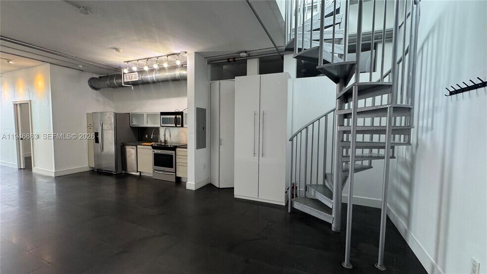 Building Photo - 1700 Meridian Ave