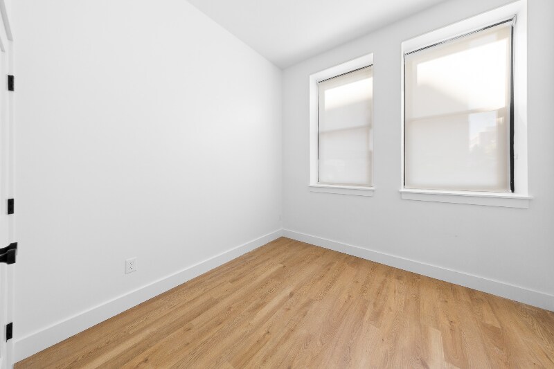 Building Photo - 101 Richmond St