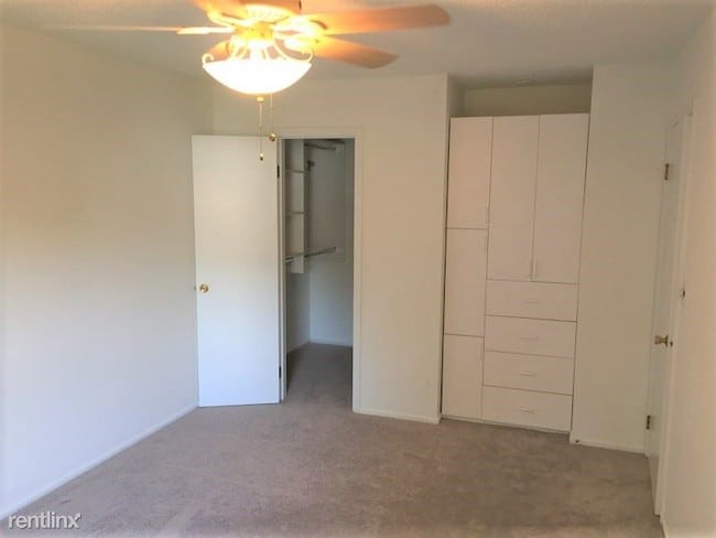Building Photo - 2 br, 1.5 bath Condo - 1328 Inverrary Ln