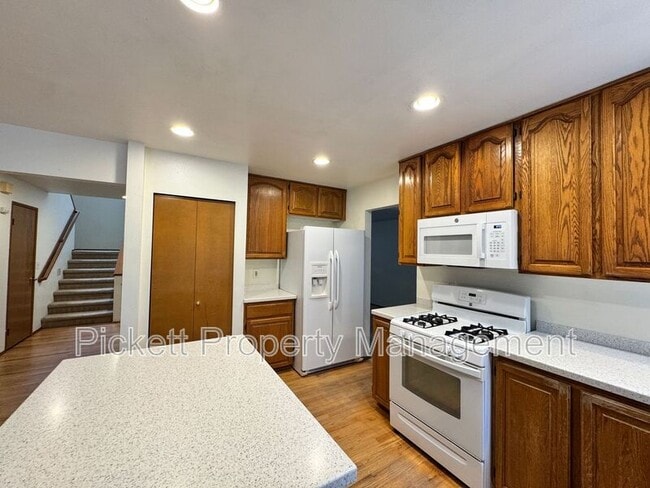 Building Photo - 10738 Jetty Pl NW