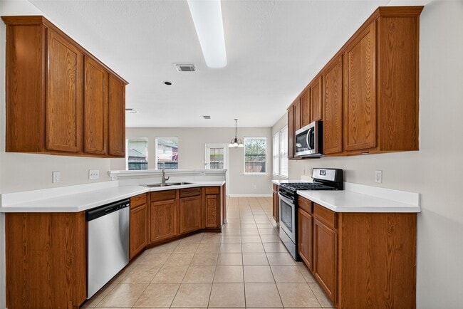 Building Photo - 2711 Shallow Falls Ct