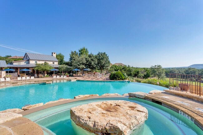 Building Photo - 7221 Trident-SI ID1521782P