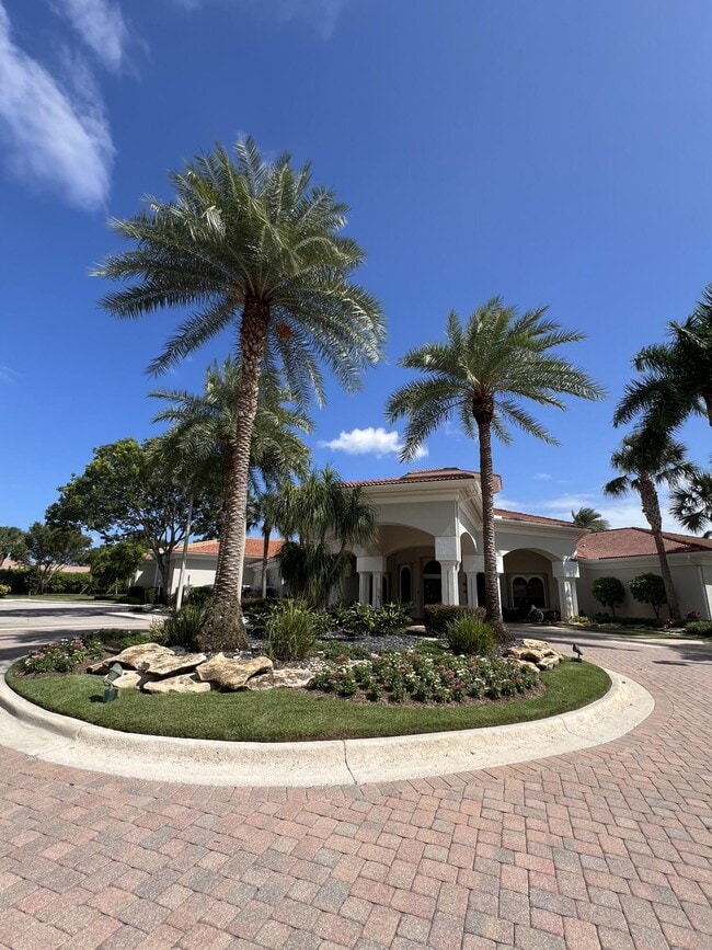 Building Photo - 9774 Isles Cay Dr