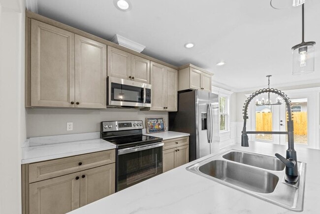 Building Photo - 74 Shawnee Trail