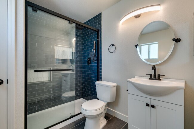 Building Photo - Charming Single-Story 3 bed Home with RV P...