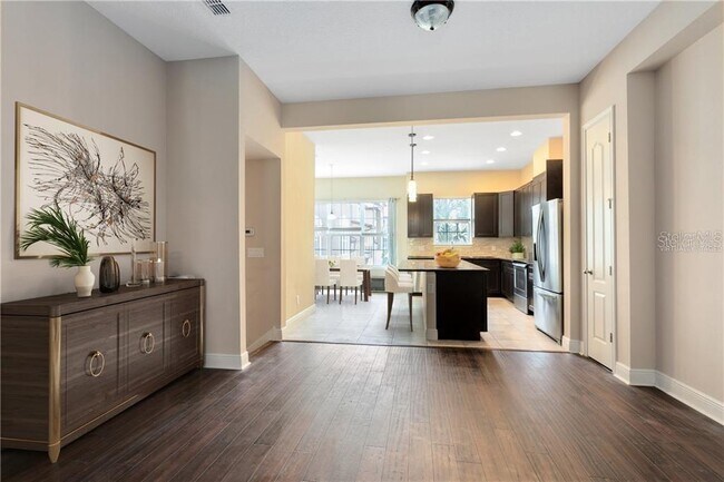 Building Photo - 1412 Lobelia Dr