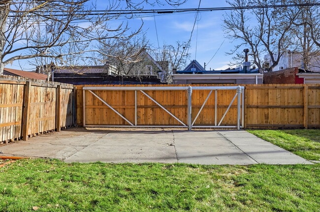 Building Photo - 730 Inca St