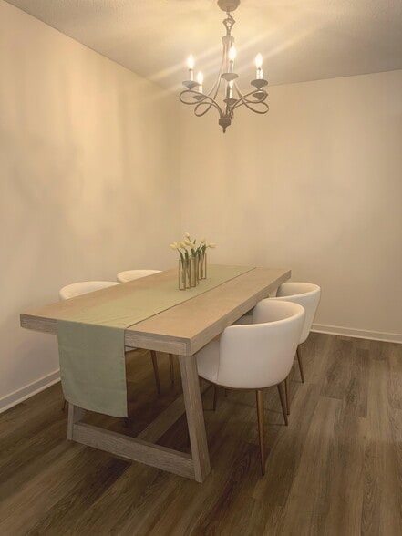 Building Photo - Lexington Pointe Apartment Homes