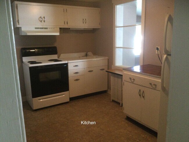 Building Photo - 415 Jordan Ave