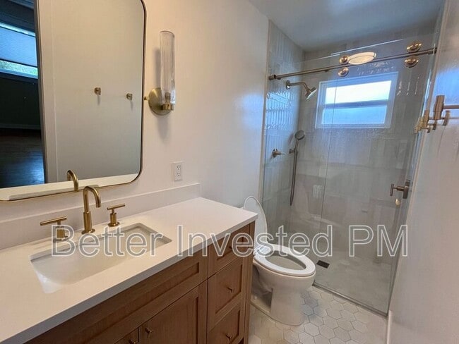 Building Photo - 5322 Gold Dr