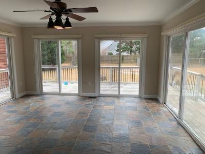 Building Photo - 152 Tella Dr