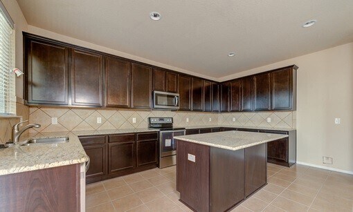 Building Photo - COMAL ISD, 2600+ sq ft, Ridge of Silverado...