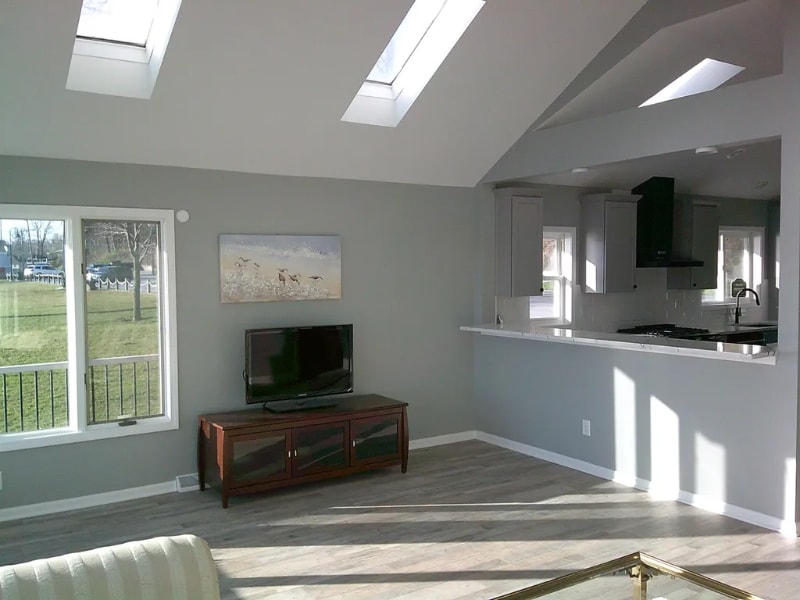 Building Photo - 7405 Lake Shore Dr