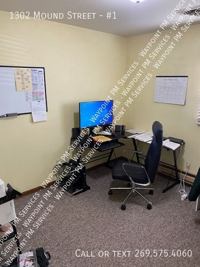 Building Photo - 1302 Mound St