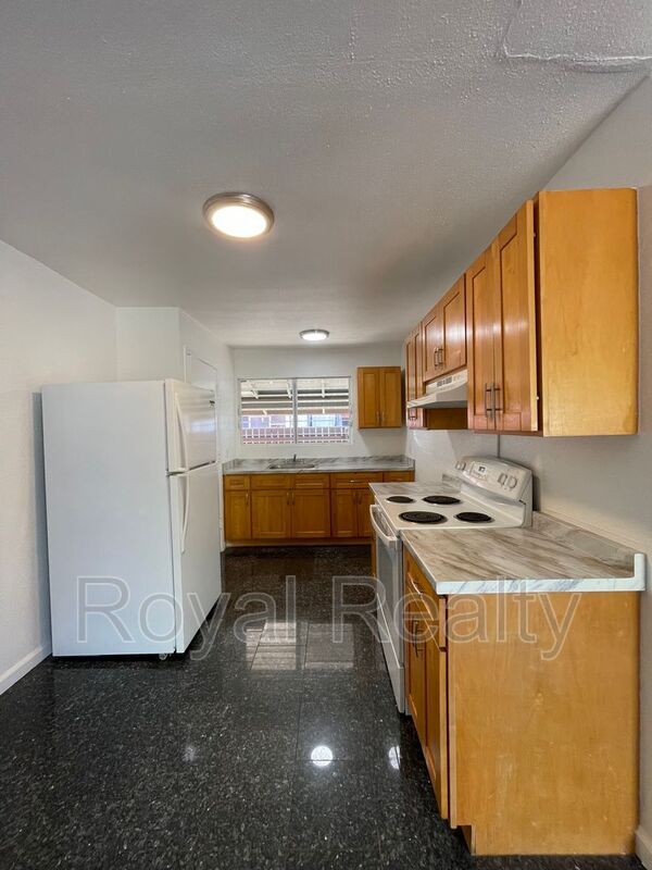 Building Photo - 84-1111 Lahaina St A1