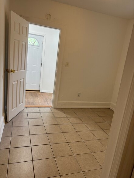 Bedroom #2 opposite view - 240 Sommerville Pl