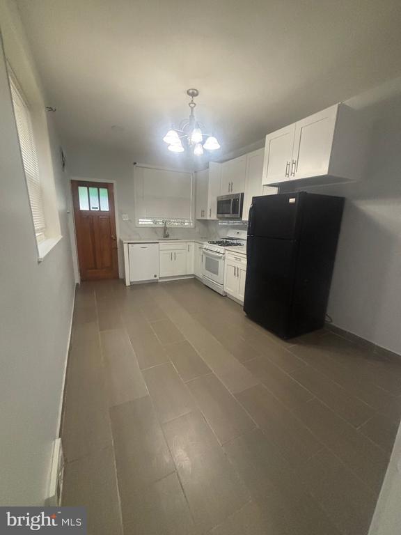 Building Photo - 3077 Aramingo Ave