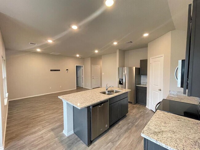 Building Photo - 211 Pecos Dr