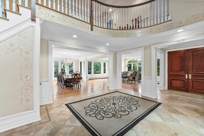 Building Photo - 1 Euclid Rd