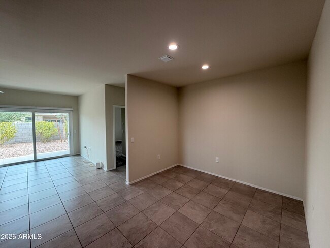 Building Photo - 18609 W Bronco Trl