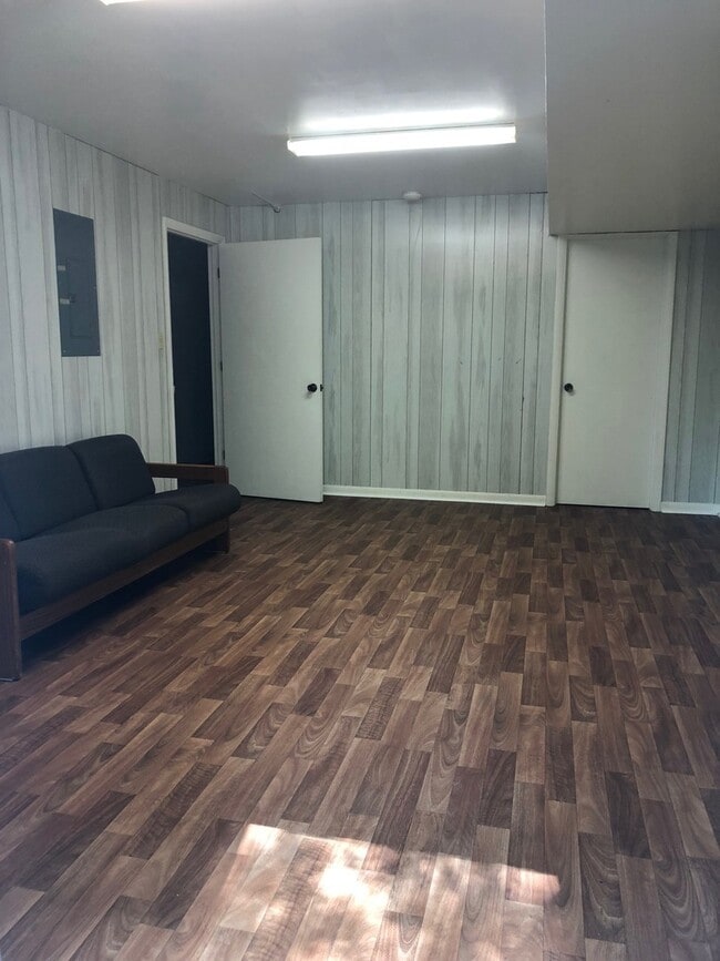 Building Photo - **Montreat SCHOOL YEAR RENTAL** AVAILABLE MID-AUGUST TO MID-MAY