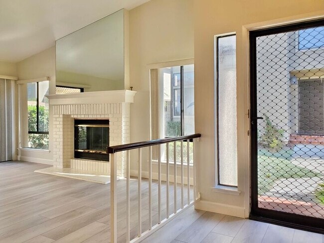 Building Photo - 25685 Fishermans Dr