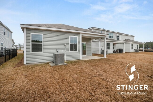 Building Photo - Brand New 3 Bedroom / 2 Bath Home For Rent...