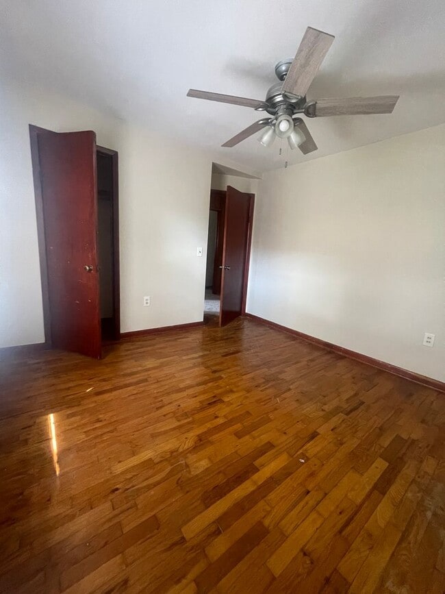 Building Photo - 442 Missouri St