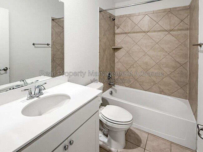 Building Photo - 1824 Ferguson Ln
