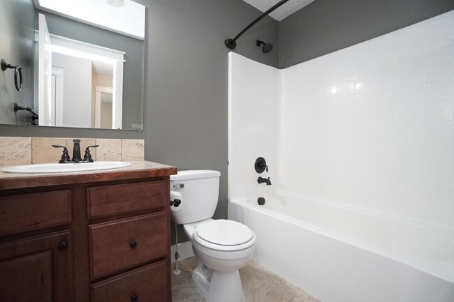 Building Photo - 2724 Sommersby Wy N