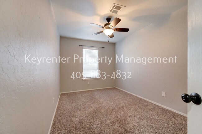 Building Photo - 429 Belmont Dr