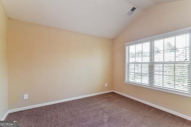Building Photo - 928 Upland Ives Dr