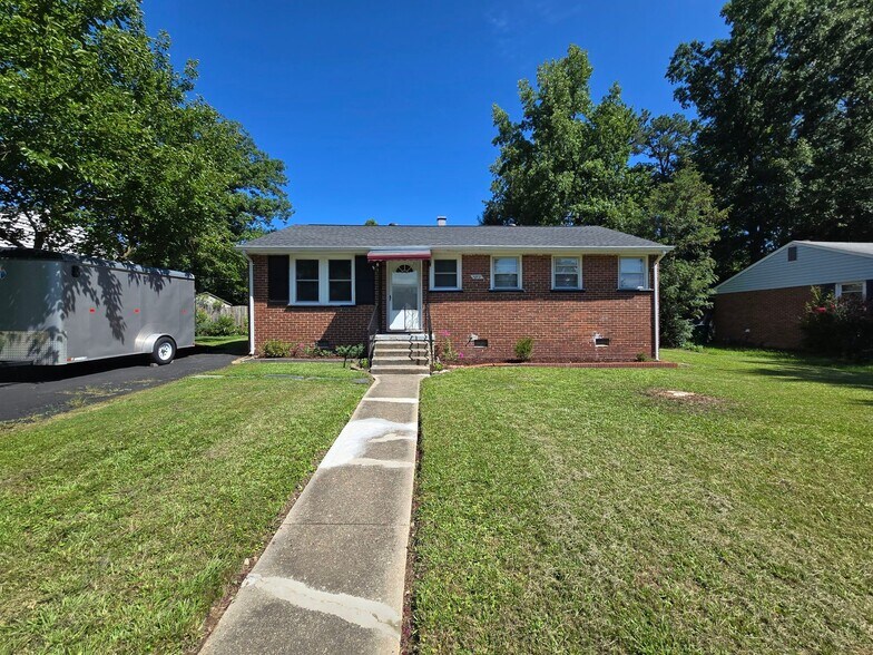 Building Photo - 2312 Reed Rd
