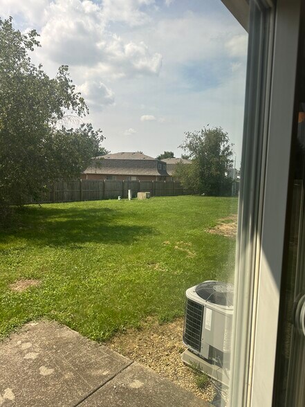 Building Photo - 3883 Millstone Rd