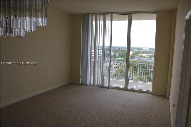 Building Photo - 19501 W Country Club Dr