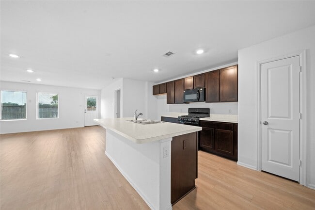 Building Photo - 3442 Hughes Mdw Wy