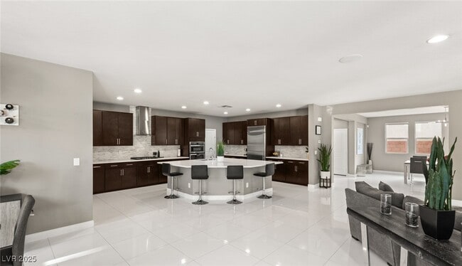 Building Photo - 338 Azar Swan Ave