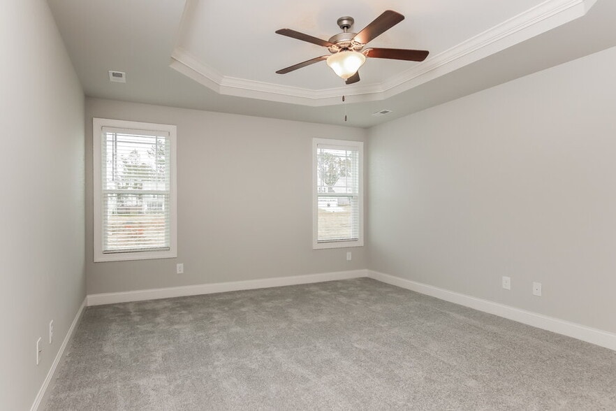 Building Photo - 977 Airedale Trail