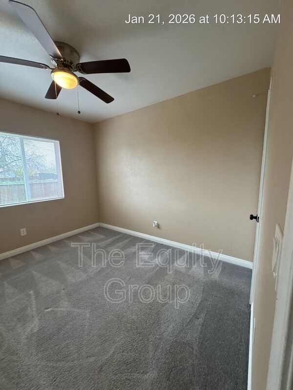 Building Photo - 1142 Van Dorsten Ave